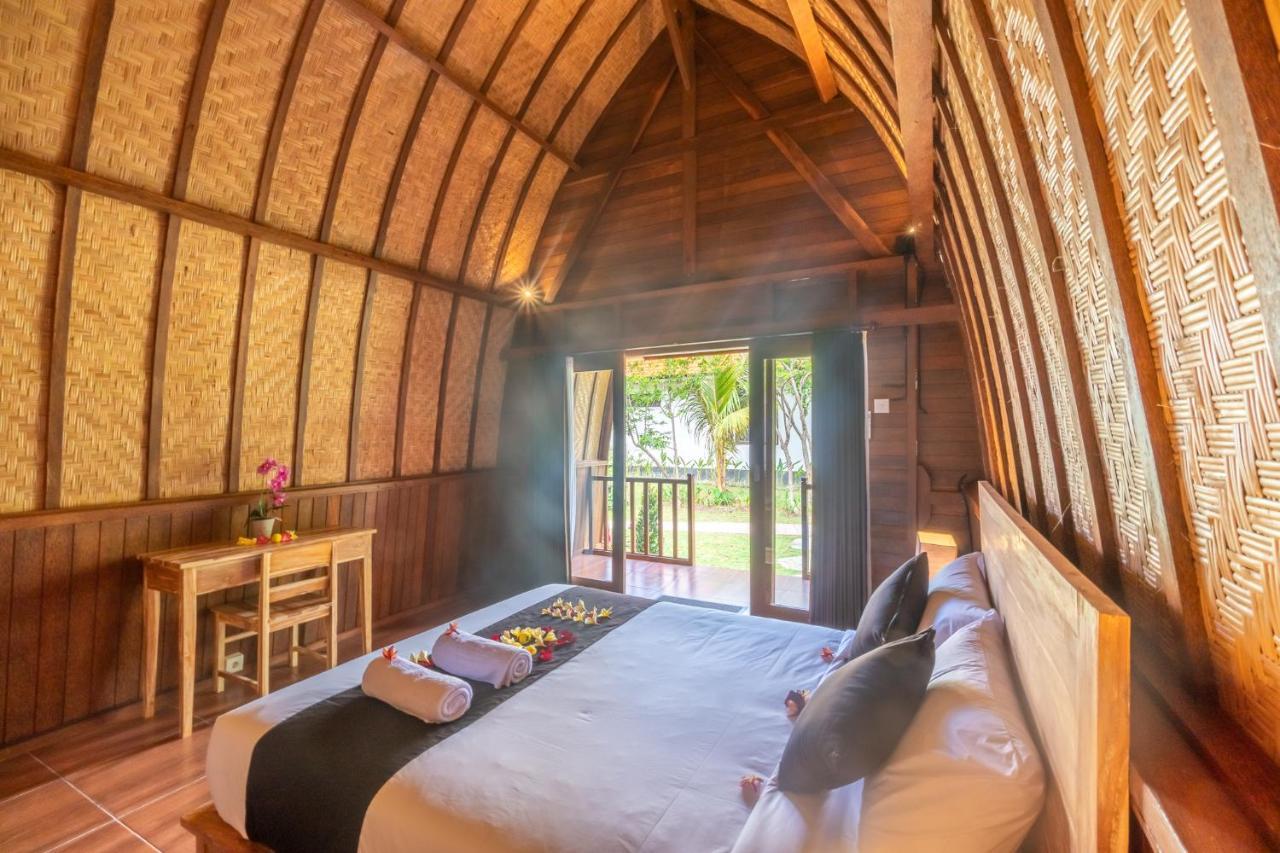 Wooden Puri Guesthouse Улувату Экстерьер фото
