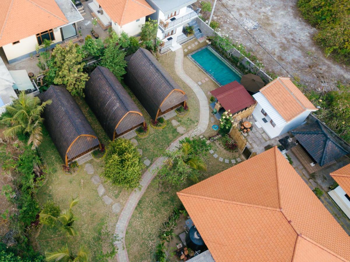 Wooden Puri Guesthouse Улувату Экстерьер фото