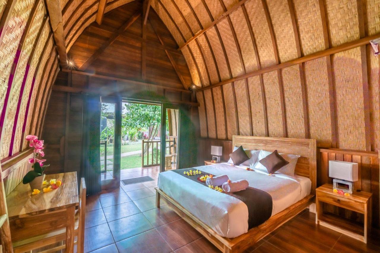 Wooden Puri Guesthouse Улувату Экстерьер фото