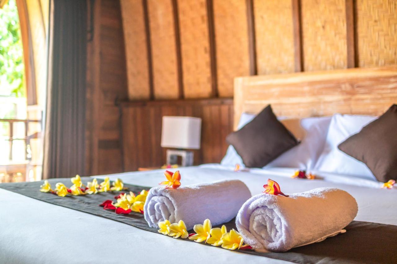 Wooden Puri Guesthouse Улувату Экстерьер фото