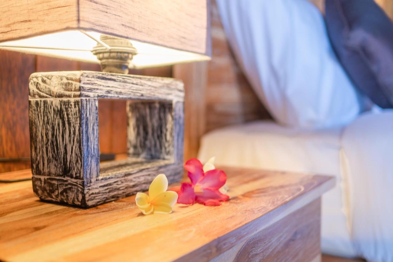 Wooden Puri Guesthouse Улувату Экстерьер фото